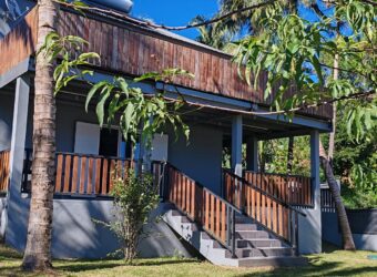 A louer une charmante villa de 120 m2 située dans le secteur recherché de Montée Sono