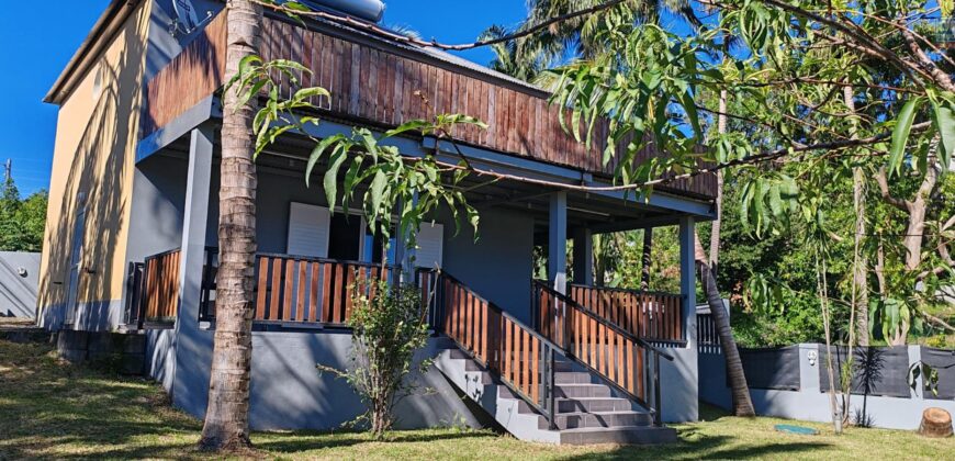 A louer une charmante villa de 120 m2 située dans le secteur recherché de Montée Sono