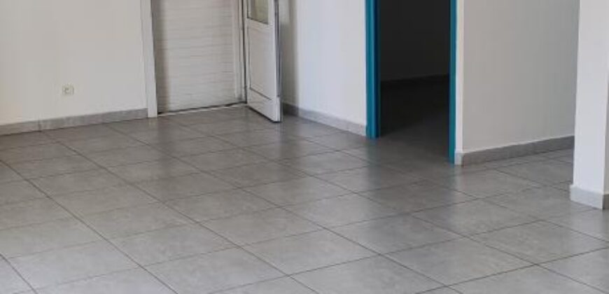 A louer une charmante villa de 120 m2 située dans le secteur recherché de Montée Sono