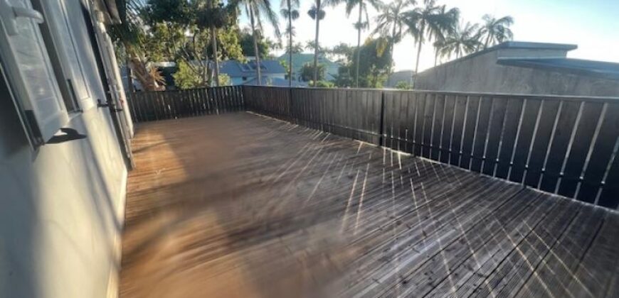 A louer une charmante villa de 120 m2 située dans le secteur recherché de Montée Sono