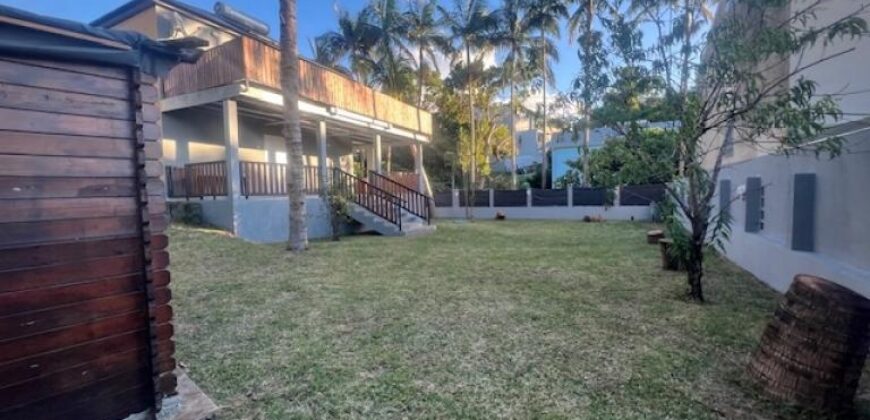 A louer une charmante villa de 120 m2 située dans le secteur recherché de Montée Sono