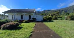 A vendre une belle villa offrant vue sur la montagne dans le secteur paisible de Bras des Calumets à Plaines des Palmistes