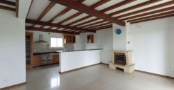 A vendre une belle villa offrant vue sur la montagne dans le secteur paisible de Bras des Calumets à Plaines des Palmistes