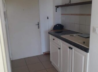 A louer un studio de 25m2 dans une résidence privée à La Possession