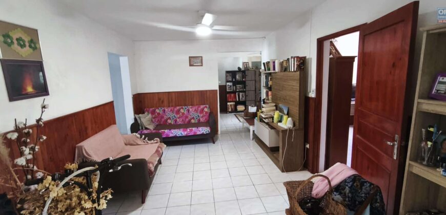 Vente d’une belle villa F6 de 150m2 sur un vaste terrain de 524 m2 dans le cadre paisible de Saint Philippe