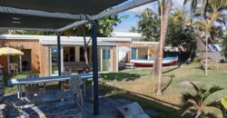En vente une maison F4 de plain pied de 114m2 sur une parcelle de 694m2 pied dans l’eau à Saint Paul