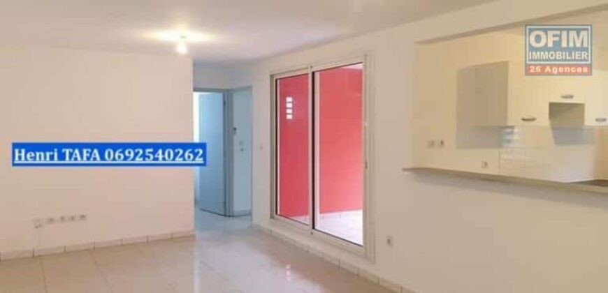 A vendre un appartement de 53.61m2 avec terrasse dans le secteur de Bas Jean Petit à Saint Joseph