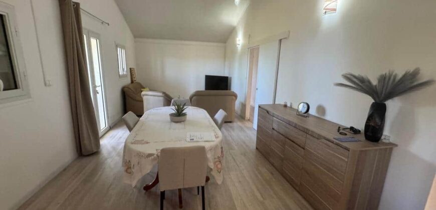 Location d’une charmante villa meublée de plain-pied d’environ 100 m² à Bérive, Saint-Pierre