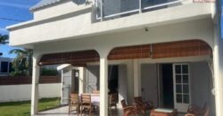 A louer une belle villa meublée de 140.60m2 avec jardin à Etang Salé