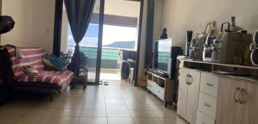 A vendre un appartement de type T3 offrant vue sue mer au centre ville de la Possession