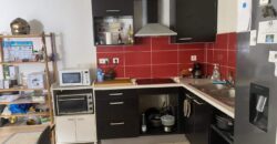 A vendre un appartement de type T3 offrant vue sue mer au centre ville de la Possession