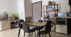 A vendre un appartement de type T3 offrant vue sue mer au centre ville de la Possession