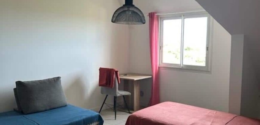 A louer appartement meublé de 38 m2 situé dans une résidence sécurisée à Bois D’olive