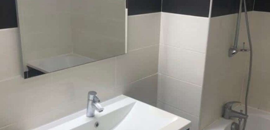 A louer un appartement T2 de 43.88m2 avec varangue et terrasse à Sainte Clotilde