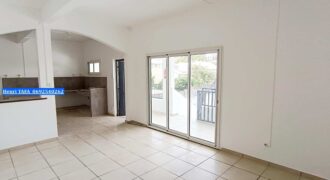 A louer appartement T2 de 69.89 m2 habitable situé en plein centre-ville de Saint Joseph