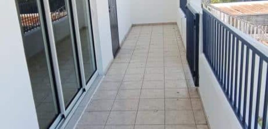 A louer appartement T2 de 69.89 m2 habitable situé en plein centre-ville de Saint Joseph