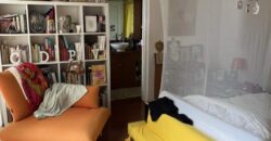 A vendre une belle villa d’architecte F6 avec dépendance F3 et piscine située aux Avirons à proximité du centre-ville