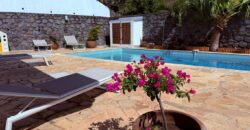 Vente d’une superbe villa familiale de 226 m² avec piscine offrant vue imprenable sur l’océan à la Montagne