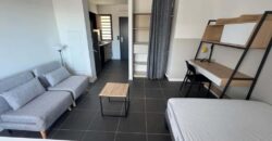 A louer studios neufs meublés et équipés situés en plein centre-ville du Tampon