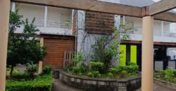 A louer un local professionnel ou commercial de 42 m² situé dans le secteur de Bernica à Saint-Gilles les Hauts