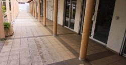 A louer un local professionnel ou commercial de 42 m² situé dans le secteur de Bernica à Saint-Gilles les Hauts