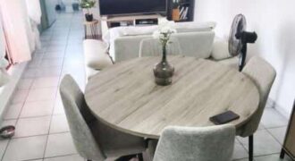 En vente un agréable appartement de type F2 situé dans une résidence calme et sécurisée à saint Joseph