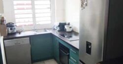 En vente un agréable appartement de type F2 situé dans une résidence calme et sécurisée à saint Joseph