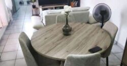 En vente un agréable appartement de type F2 situé dans une résidence calme et sécurisée à saint Joseph