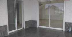 A louer un villa T3 en duplex avec jardin située dans un quartier paisible à Piton Saint Leu