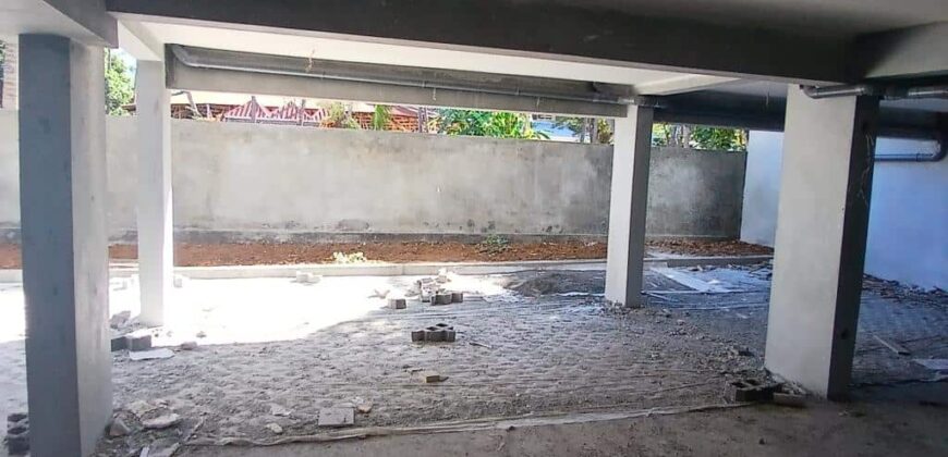 A vendre un appartement F4 neuf de 104.25 situé en plein centre-ville de Saint-Leu