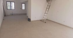 A vendre un appartement F4 neuf de 104.25 situé en plein centre-ville de Saint-Leu