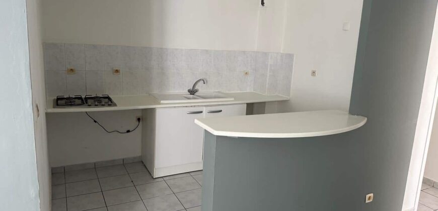 A louer un appartement de 46.46m2 dans résidence sécurisée à Cambuston Saint-André