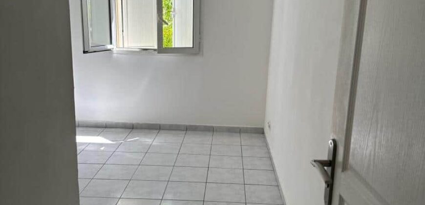 A louer un appartement de 46.46m2 dans résidence sécurisée à Cambuston Saint-André