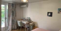 A vendre une grande villa de 145m2 sur un vaste terrain de 688m2 au coeur de la possession