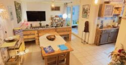 A vendre un lumineux appartement T2 situé en plein centre de La Montagne