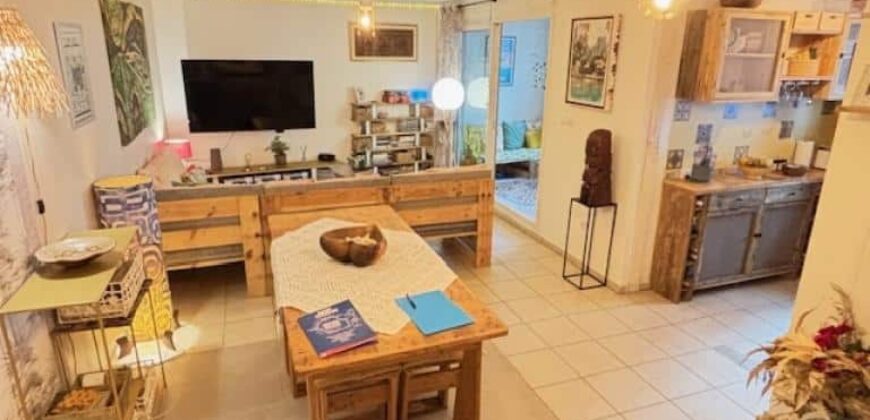 A vendre un lumineux appartement T2 situé en plein centre de La Montagne