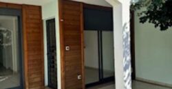 A vendre une charmante villa jumelée de type F4 située dans une résidence sécurisée à Sainte Clotilde La Bretagne