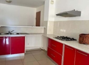 A vendre un lumineux appartement T3 situé dans la résidence La Goélette à Sainte Clotilde