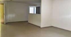 A vendre un appartement T3 dans une résidence proche des commerces à  Sainte Clotilde