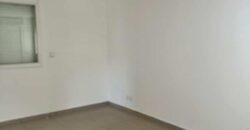 A vendre un appartement T3 dans une résidence proche des commerces à  Sainte Clotilde