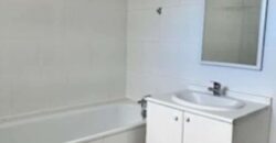 A vendre un appartement T3 dans une résidence proche des commerces à  Sainte Clotilde