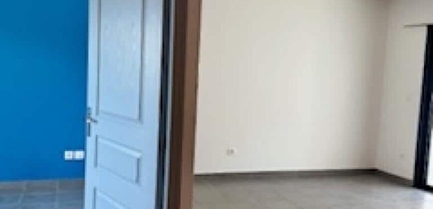 A louer un lumineux appartement de 40.30m2 sur les bas de la route Bois de Nèfles à Sainte Clotilde.