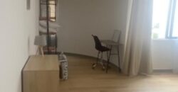 Location d’un appartement meublé dans une résidence avec piscine commune à Sainte Clotilde