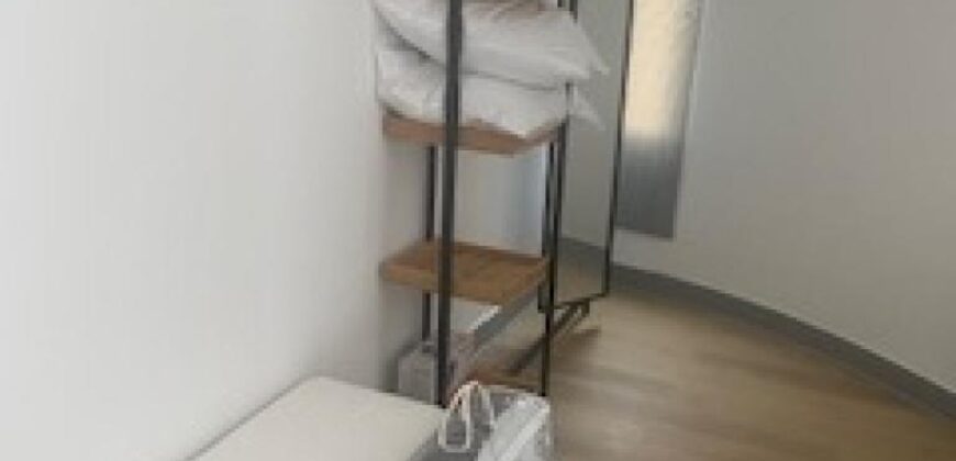 Location d’un appartement meublé dans une résidence avec piscine commune à Sainte Clotilde