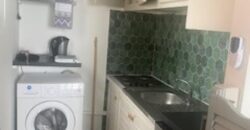 Location d’un appartement meublé dans une résidence avec piscine commune à Sainte Clotilde