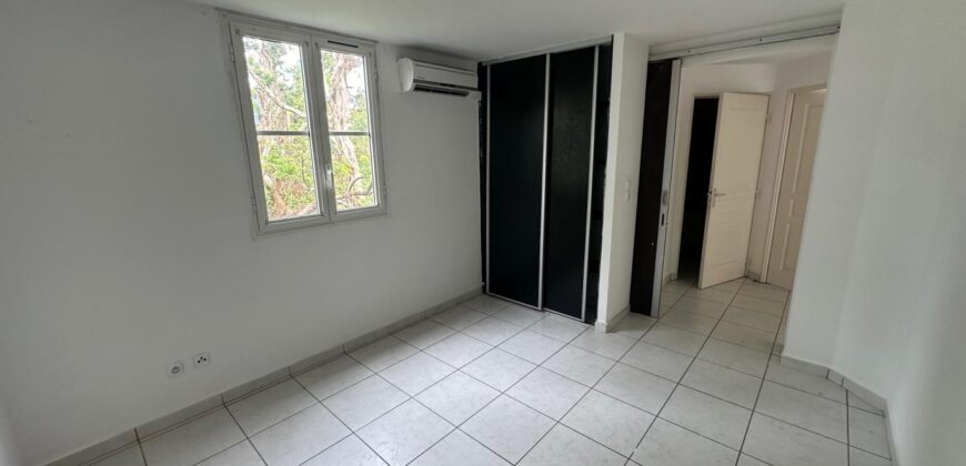 Location d’un appartement de 51.86m2 en plein centre ville de Saint André