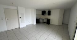 Location d’un appartement de 51.86m2 en plein centre ville de Saint André