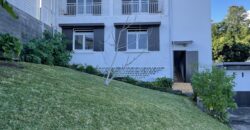 A vendre une grande villa de 122m2 dans un quartier calme et recherché à la Rivière Saint Louis