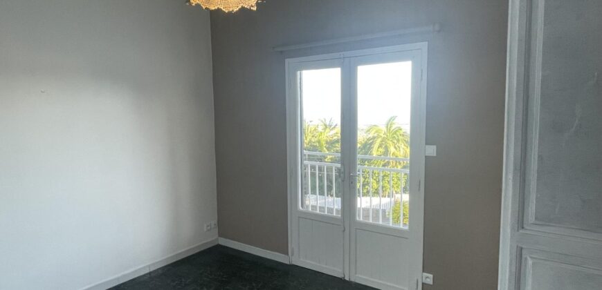 A vendre une grande villa de 122m2 dans un quartier calme et recherché à la Rivière Saint Louis
