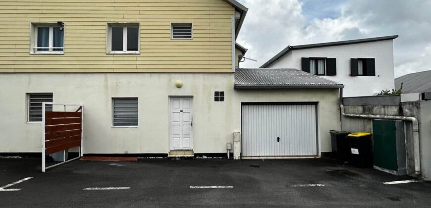 A louer une villa de 100m2 dans une résidence sécurisée à Saint André